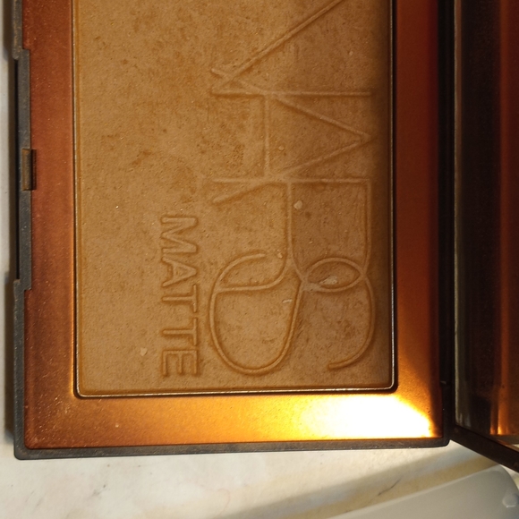 Nars and smashbox bundle. - Picture 3 of 3